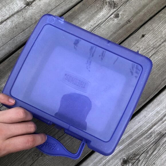 Vintage 2001 Barbie Lunch Box - Picture 2 of 6